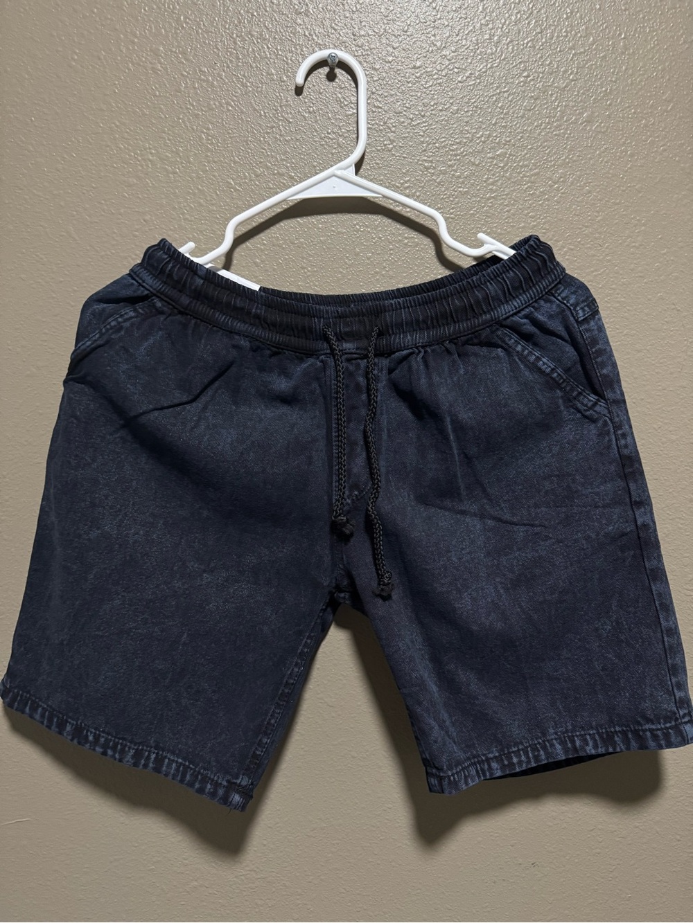 Men's Washed Navy Knit-Waist Shorts